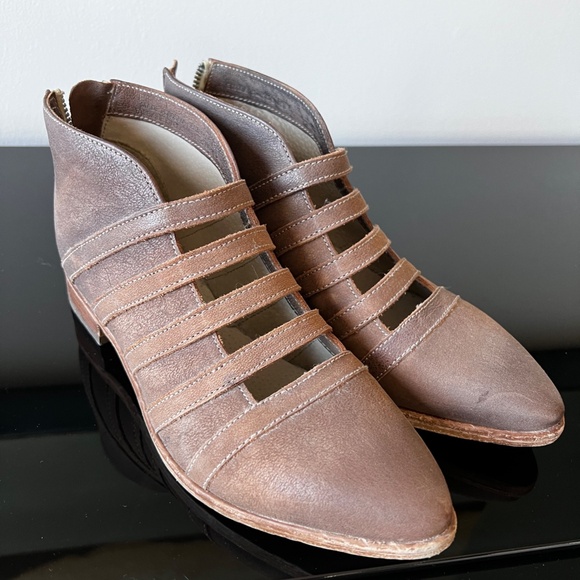 Free People Booties - Picture 1 of 10